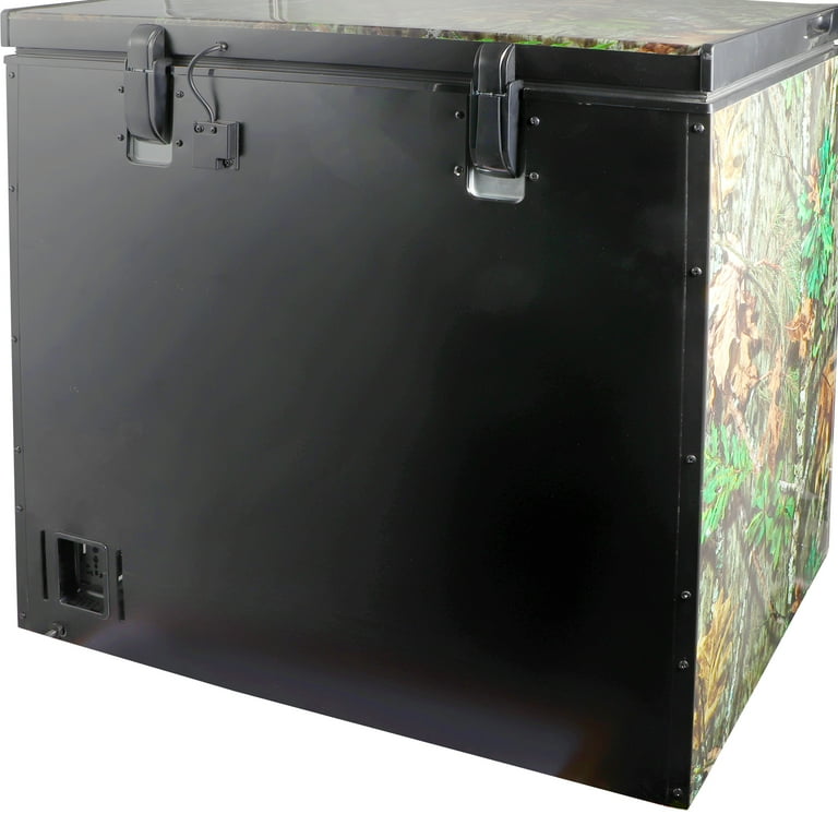 Mossy Oak 7-cu ft Manual Defrost Chest Freezer (Camouflage