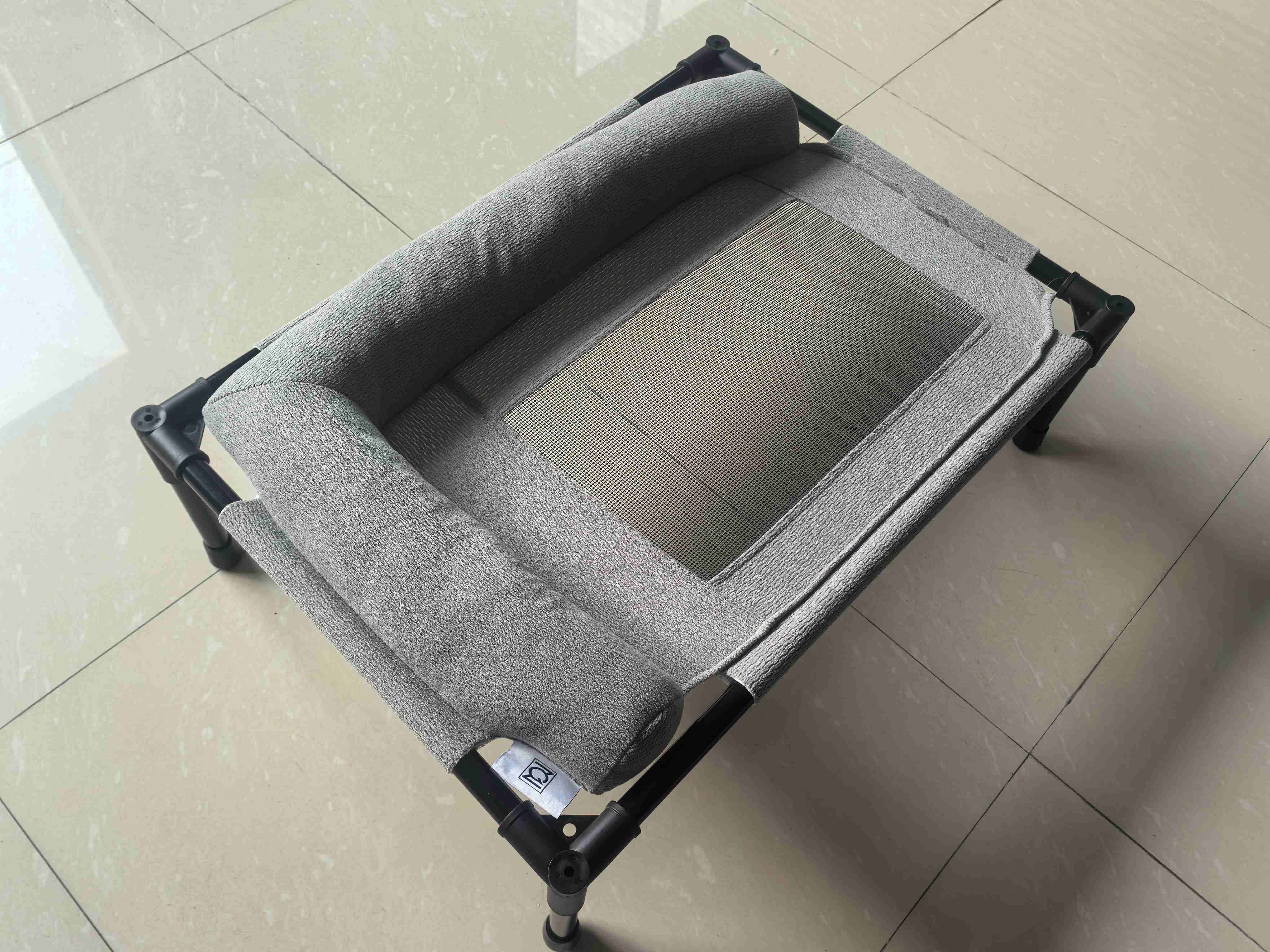 ZQ Cooling Elevated Dog Bed, Durable & Breathable Teslin Mesh with Headrest, Non-Slip Feet, Washable Dog Sofa Bed for Indoor & Outdoor