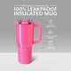 thumbnail image 2 of Taza de café BrüMate Müv de 1 litro con aislamiento, asa y tapa, color rosa neón, 2 of 8