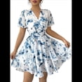 thumbnail image 2 of Vestidos de Verano para Mujer, con Estampado Floral, Escote en V y Volantes, Estilo Informal de , Vestido Fluido y Cruzado para Azul L, 2 of 8