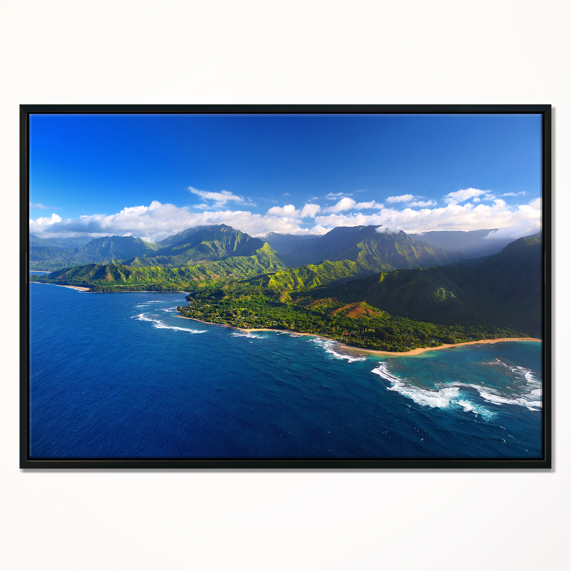 Designart ' Na Pali Coast Wide View ' Beach Photography Framed Canvas Print