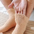 thumbnail image 4 of Calcetines de algodón para dormir de invierno para hombre, calcetines acolchados de felpa, calcetines de lana coral para dormir, calcetines cálidos para hombre, 4 of 6