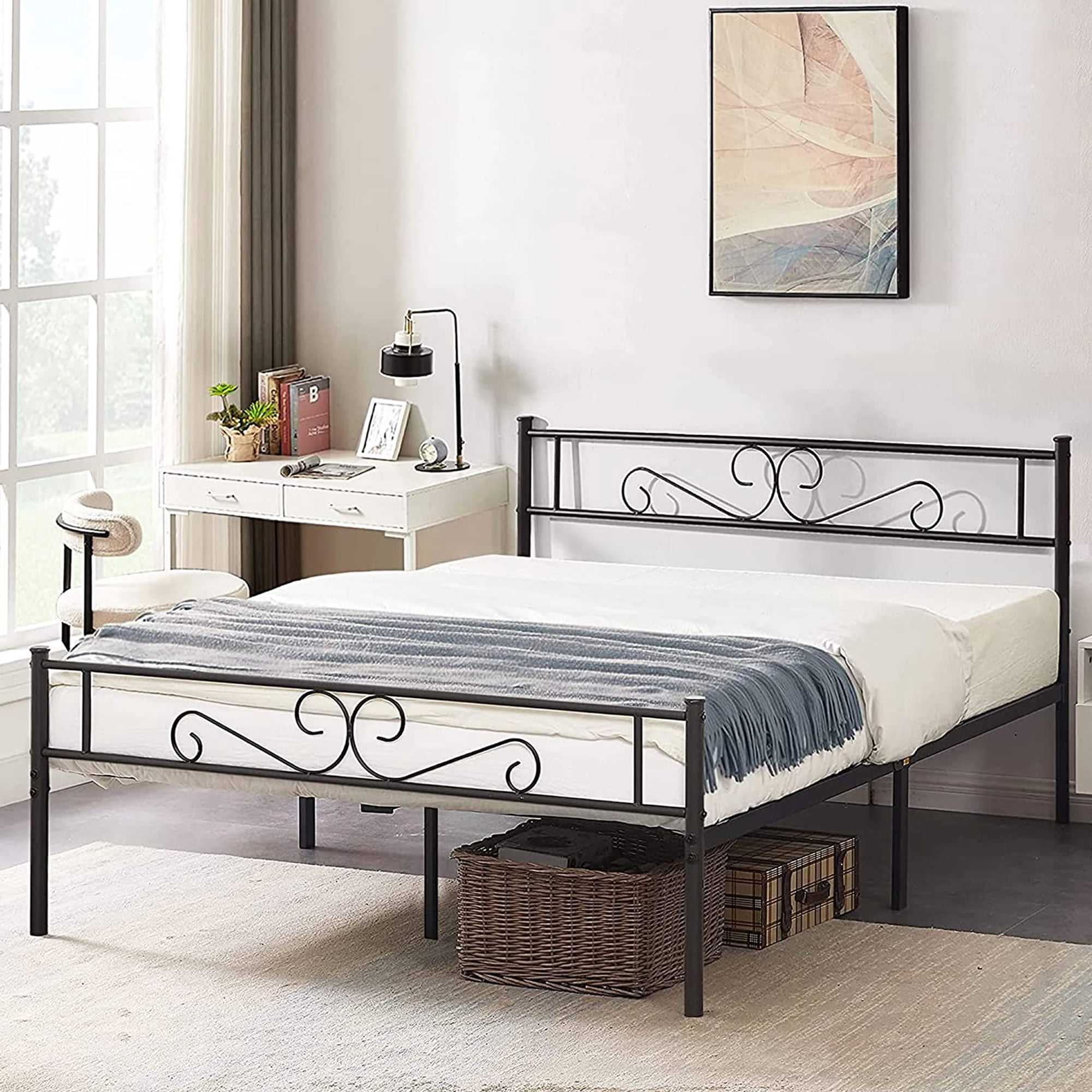 VECELO Queen Size Metal Platform Bed Frame with Headboard and Footboard, No Box Spring Needed/Strong Slat Support, Under Bed Storage, Black
