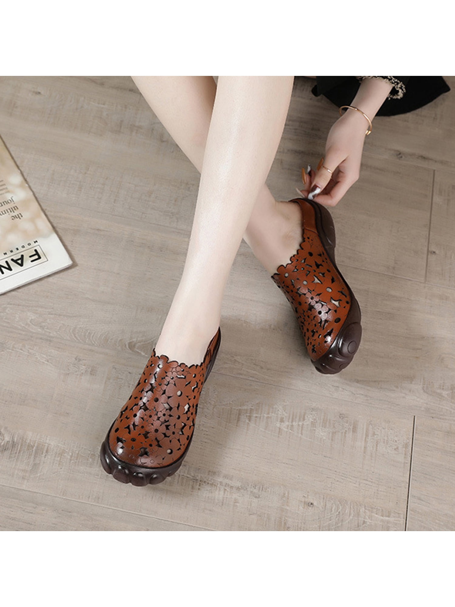 clogs and mules clearance