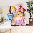 thumbnail image 4 of Disney PrincessMC Jeté en peluche supérieure, 4 of 5