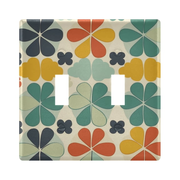 Yayeee Toggle Light Switch Wall Plate 2-Gang 4.56"x4.48" Decorative Outlet Cover, Beige Clover Pattern