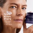 thumbnail image 3 of Set de cuidado de la piel Caudalie Premier Cru Antiedad con Crema Rica, 3 of 7