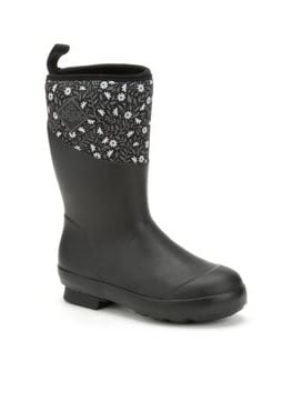 muck boot flip flops