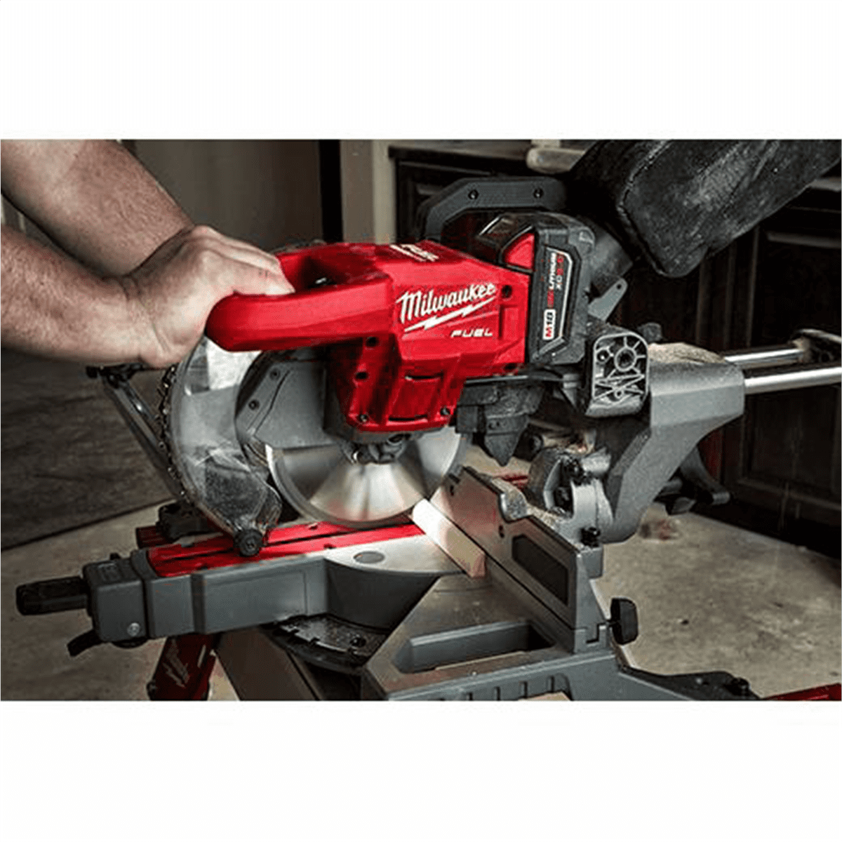 Milwaukee Tool M18 FUEL 7-1/4&rdquo; Dual Bevel Sliding Compound Miter Saw (Tool Only)
