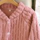 thumbnail image 5 of Pijama de manga larga para mujer, de invierno, de color liso, de franela gruesa con forro polar añadido, de manga larga, cálido, para el hogar, de poliéster., 5 of 9