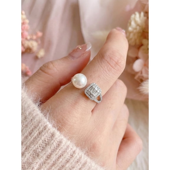 925 Pure Silver Pearl and Zircon Solitaire Ring