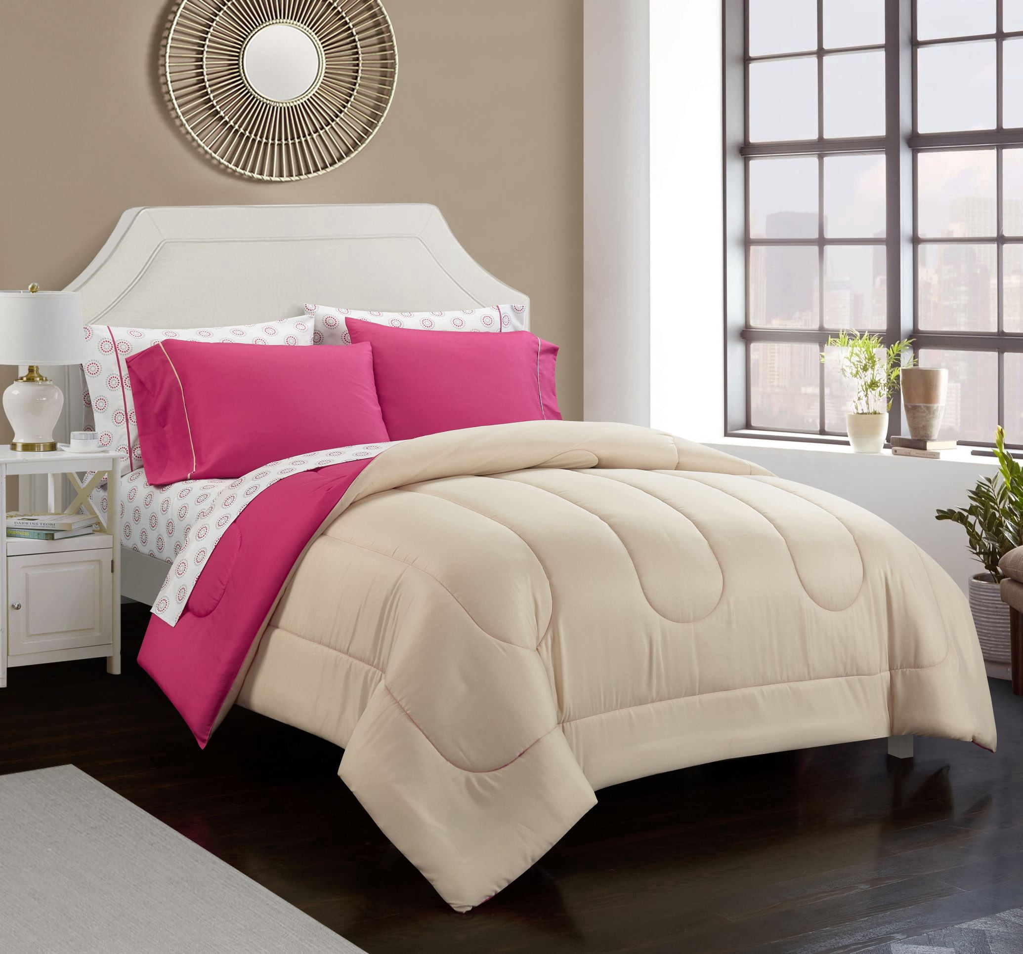 Casa Fuschia 7 Piece Bed in a Bag Comforter Set with Sheets, Full