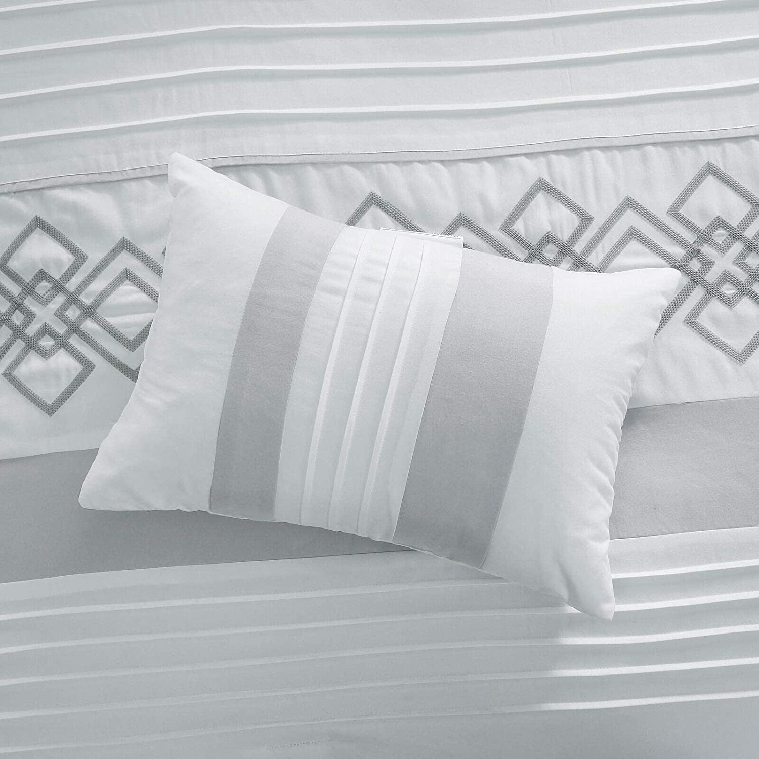 Chezmoi Collection Ariel 7-Piece Geometric Chenille Embroidery Comforter Bedding Set, California King, Gray