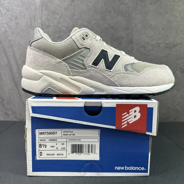 New Balance 580 Light Grey Size 8.5 Mens Casual Shoes MRT580GY