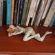 thumbnail image 2 of Decoración del hogar Estatua de lectura de pulpa Estatua de pensador femenino Escultura Estética Decoración de la habitación Decoración abstracta moderna Estante Escritorio de oficina para sala de est, 2 of 5