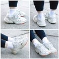 thumbnail image 4 of Calcetines deportivos NevEnd de algodón con cuello redondo y tobillo, 6 pares, talla M, blancos, 4 of 6