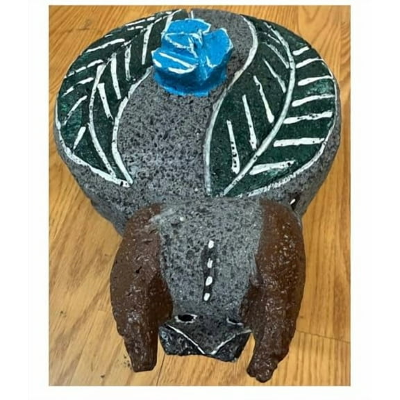 Made in Mexico Beautifully Hand Carved Painted Guacamole Maker Large Bull Toro Cow Vaca Genuine Mexican Manual Guacamole Salsa Maker Volcanic Lava Rock Stone Molcajete W/Top Mortar and Pestle