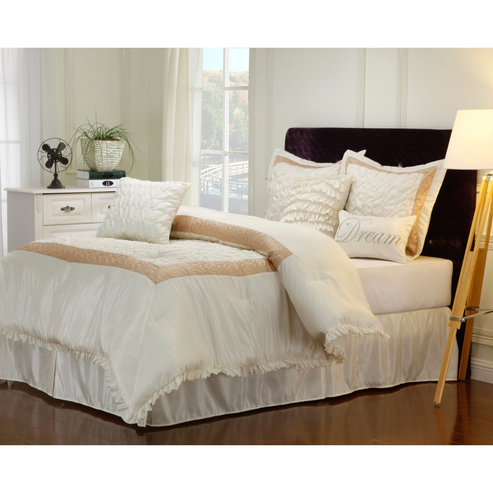 Superior Dream 7 Piece Bedding Set