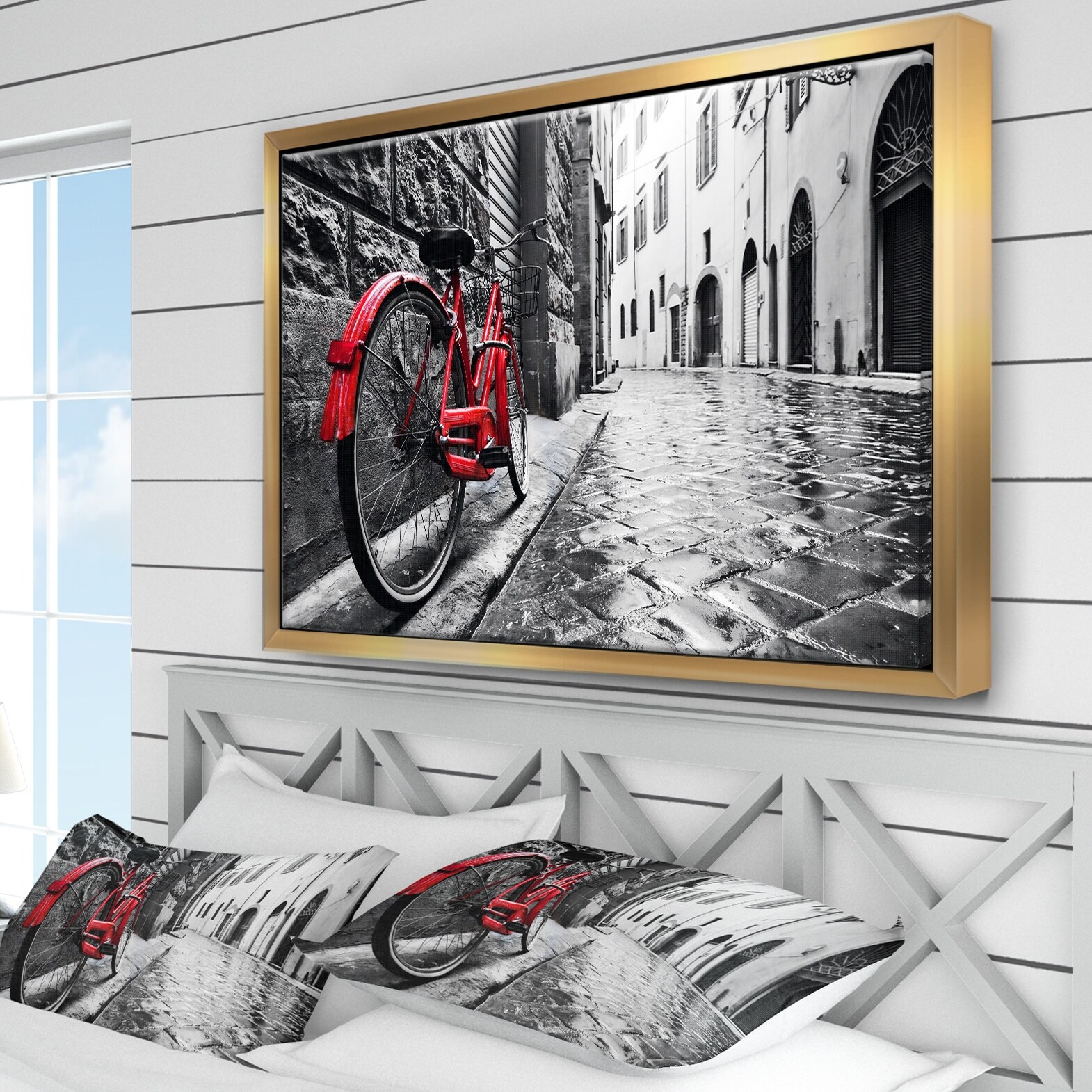 Designart ' Retro Vintage Red Bike ' Cityscape Photo Framed Canvas Art Print