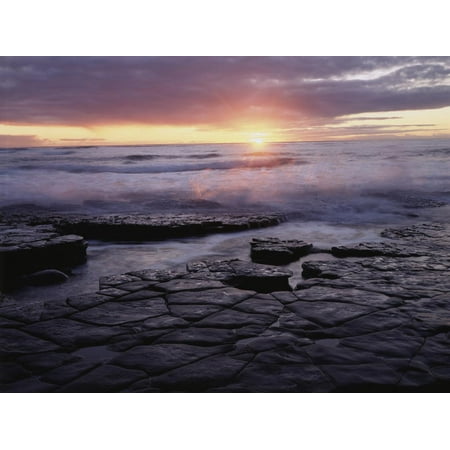 California, San Diego, Sunset Cliffs, Sunset over the Ocean Print Wall Art By Christopher Talbot