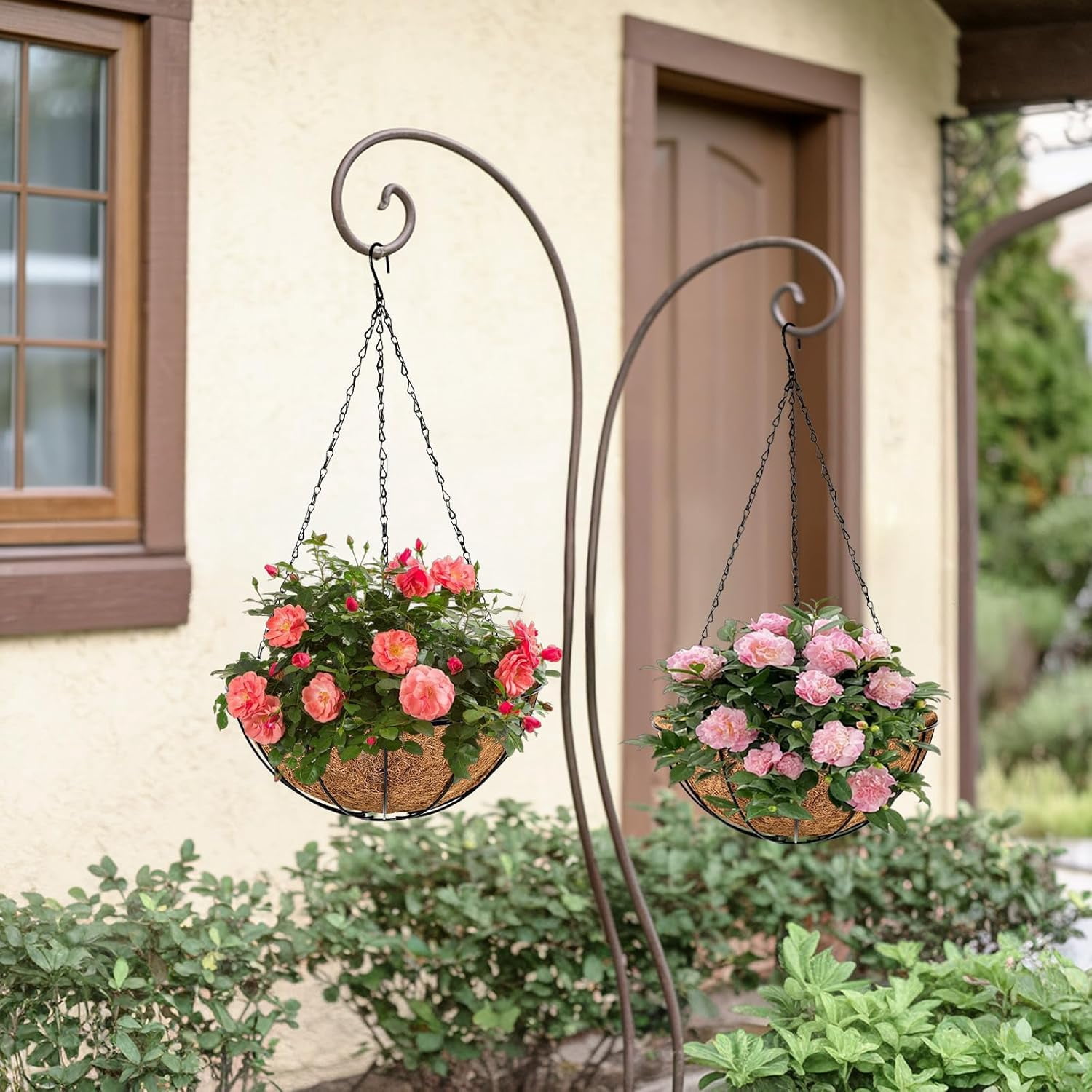 4 Pack 14 Inch Hanging Flower Baskets for Outdoor Plants Large Metal Wire Planters with Coco Liner Pot for Home Planting Black Watering Plant Holders for Outside Garden