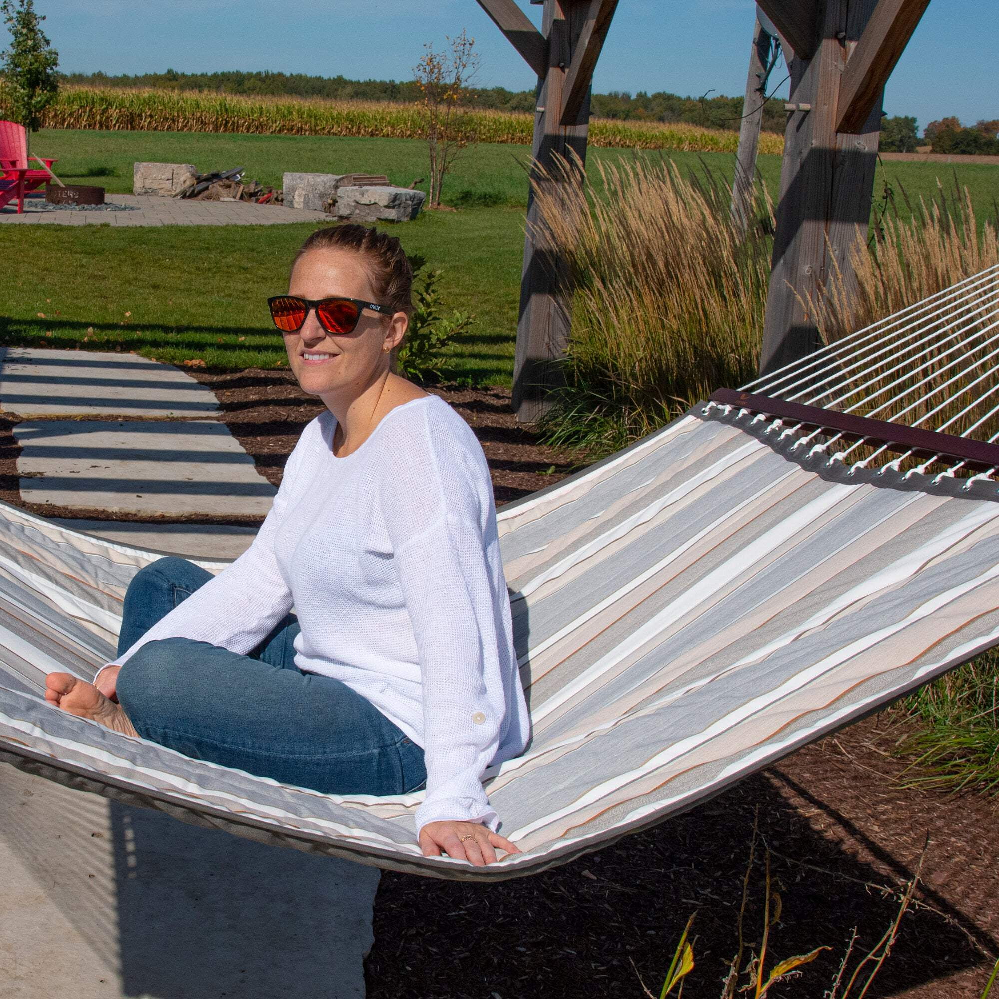 Vivere Sunbrella Double Quilted Spreader Bar Hammock - Dove