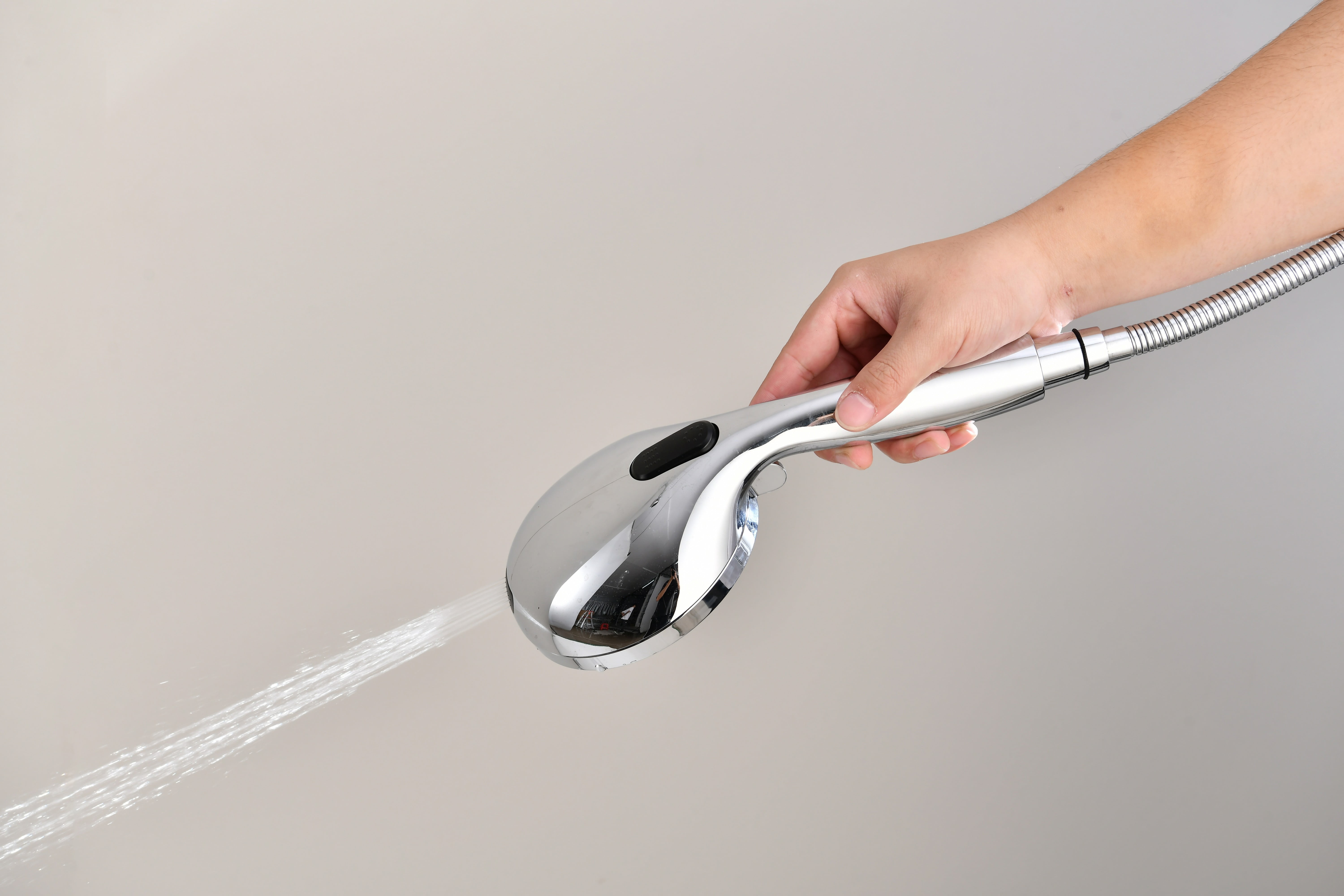2.0 GPM Handheld Shower Head