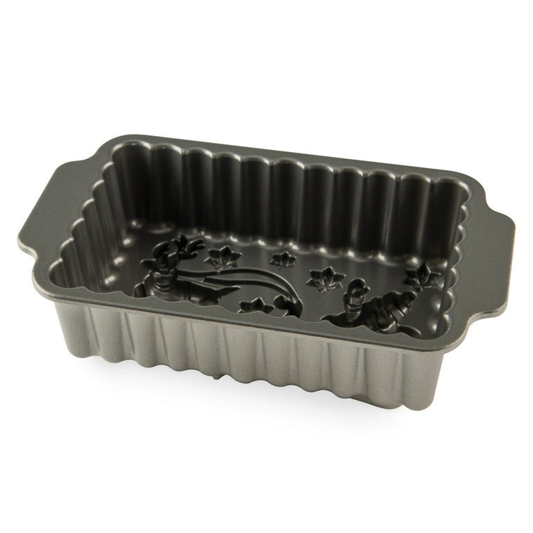 Nordic Ware 'Twas the Night Before Christmas Loaf Pan