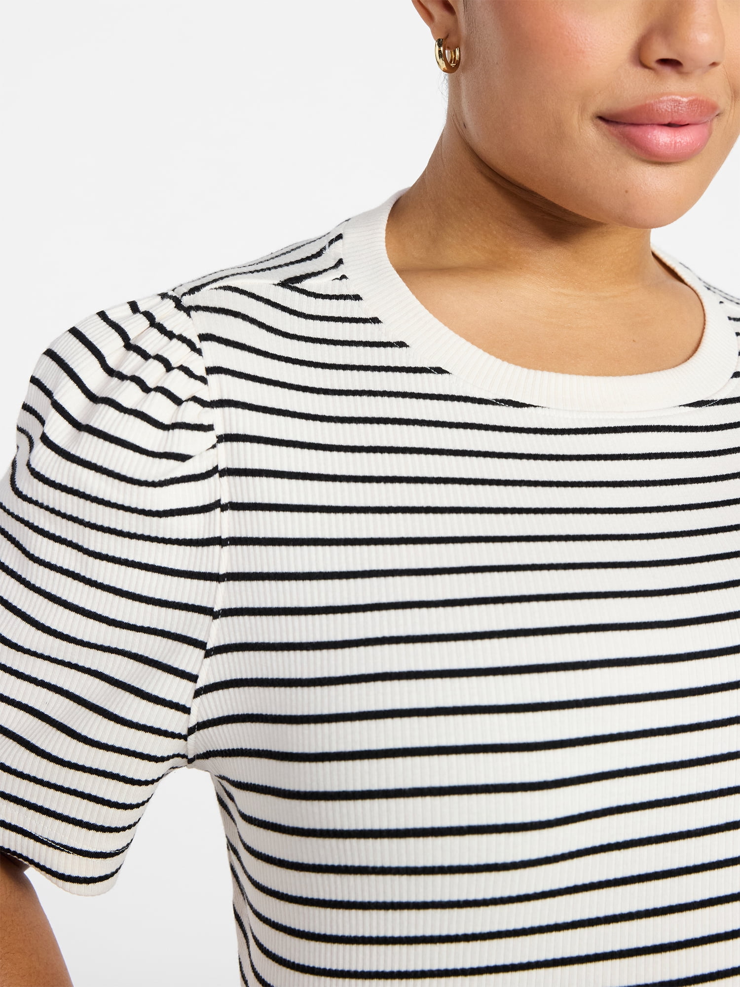 Terra & Sky Women's Plus Size Crewneck Top with Short Puff Sleeves, Size 0X-4X