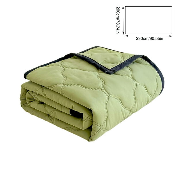 Oversized Cooling Quilt 79x91in Breathable Air Conditioning Cover Washable Lightweight Summer Bedspread Green