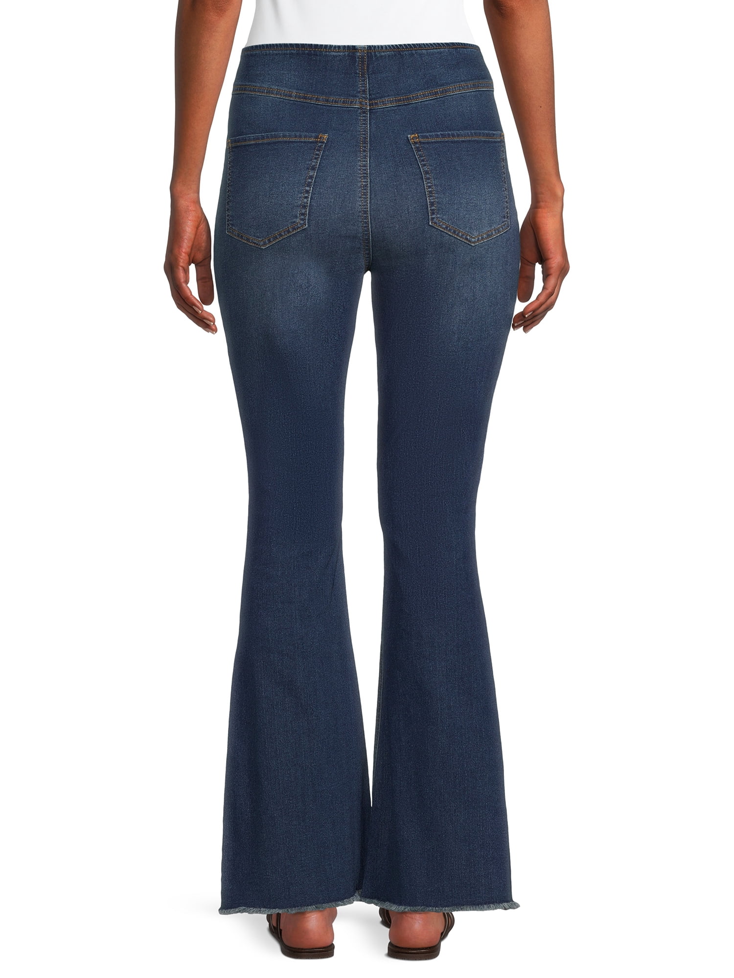 No Boundaries Juniors Pull-On Flare Jeans