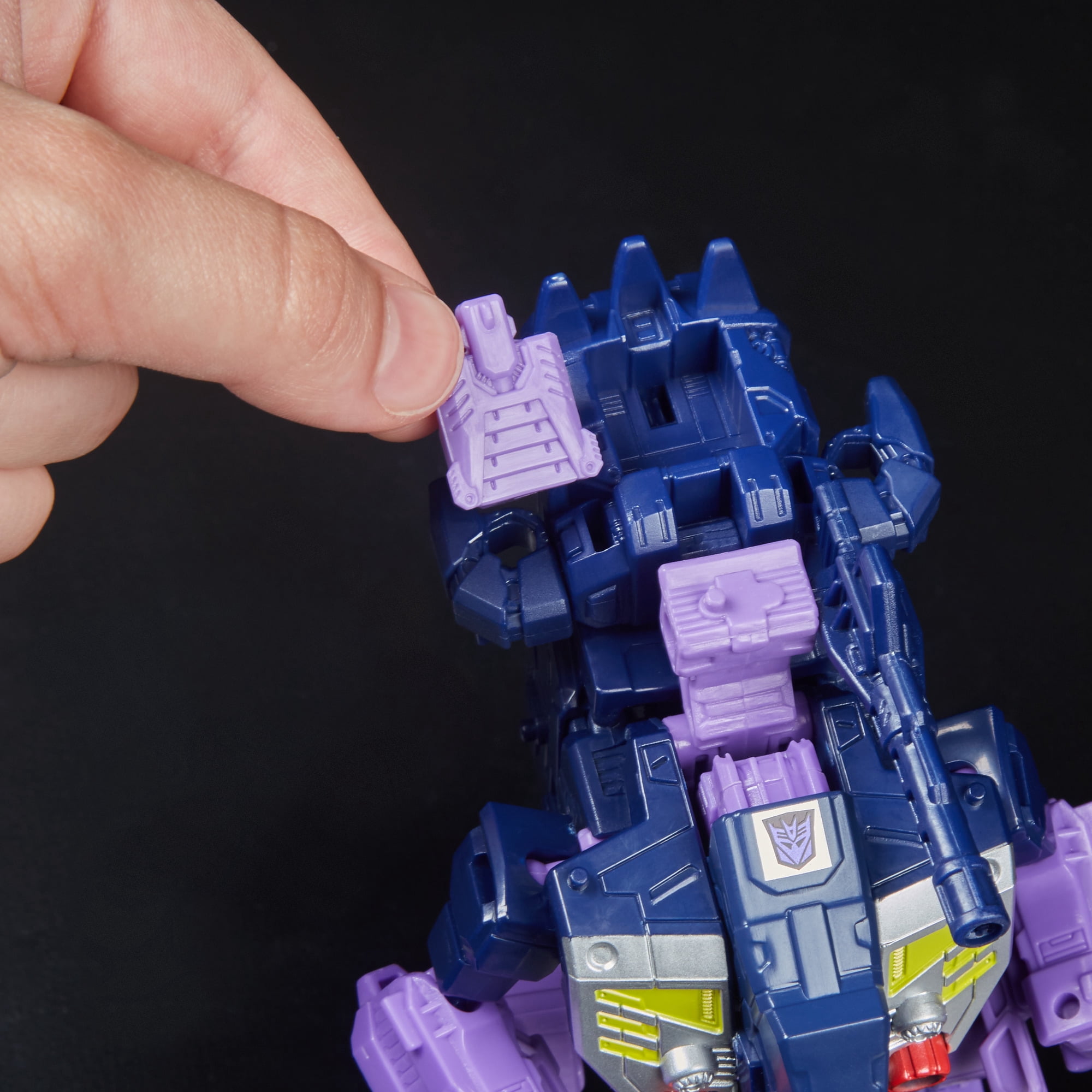 Transformers Tween Deluxe Class Terrorcon Blot, Plastic Multiocolor