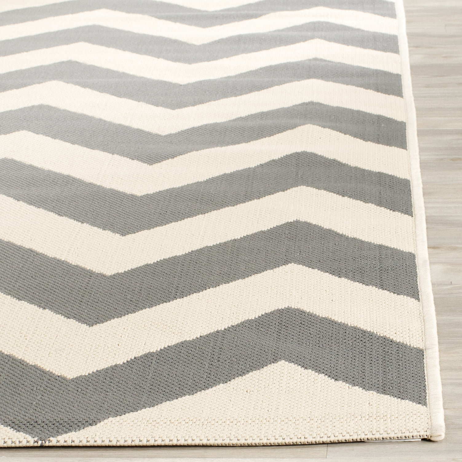 Safavieh Courtyard Bailey Chevron Indoor/Outdoor Runner Rug, Gray/Beige, 2'3" x 12'