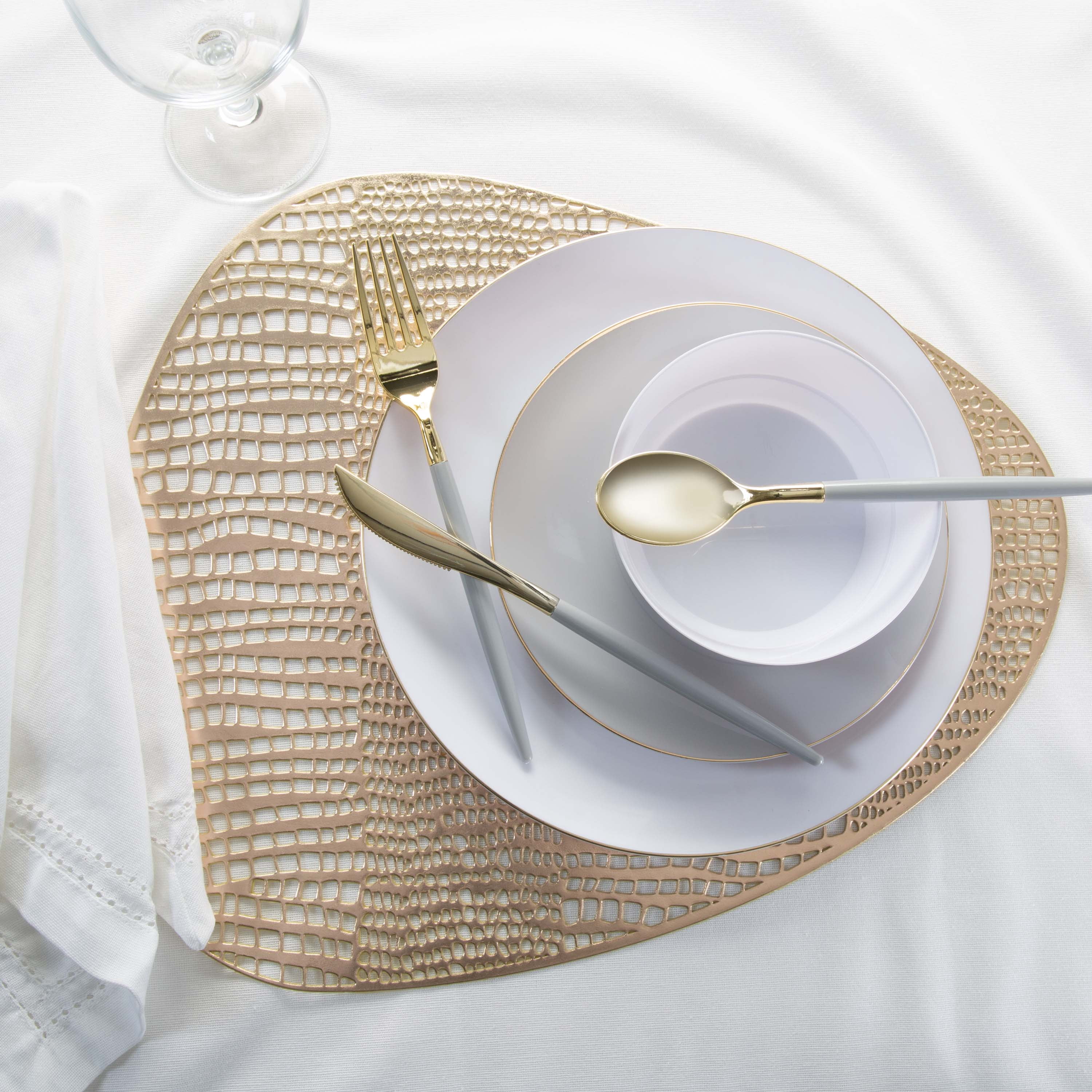 Home Details Set of Four Oval Pebble Laser Cut Table Place Mat, Gold
