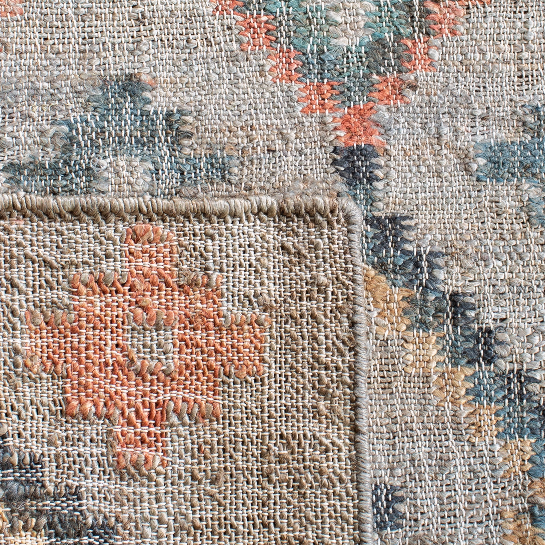 SAFAVIEH Kilim Mendoza Geometric Area Rug, Beige/Gold, 5' x 5' Round