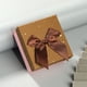 thumbnail image 2 of Naiovety Caja de embalaje Bowknot portátil Lindo Reemplazo Rectangular Joyas Reloj Colgante Caja de regalo Contenedor Envoltura Marrón Type3 NO3, 2 of 6