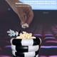 thumbnail image 5 of Cubo para Palomitas Maíz Gusanos Arena Exclusivo Y 2024 (altura 24 Cm), 5 of 9