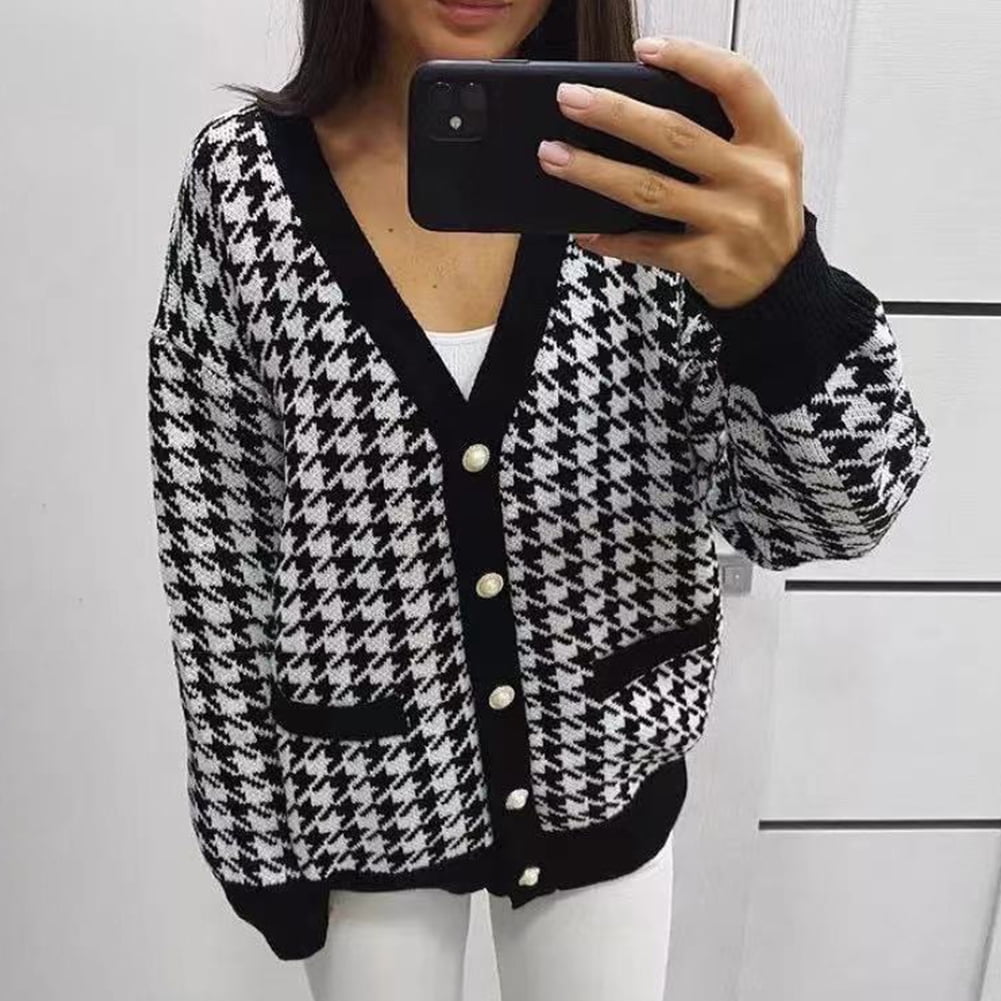 Black one size fits all houndstooth lazy style knitted cardigan for women 2022 autumn and winter new sweater loose V neck long sleeved mid length coat