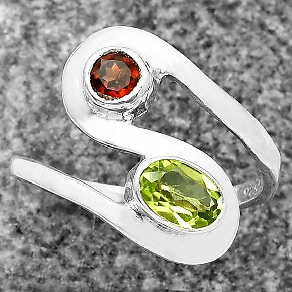 Natural Peridot & Garnet 925 Sterling Silver Ring s.6 Jewelry DGR1123_A_6 R-1039