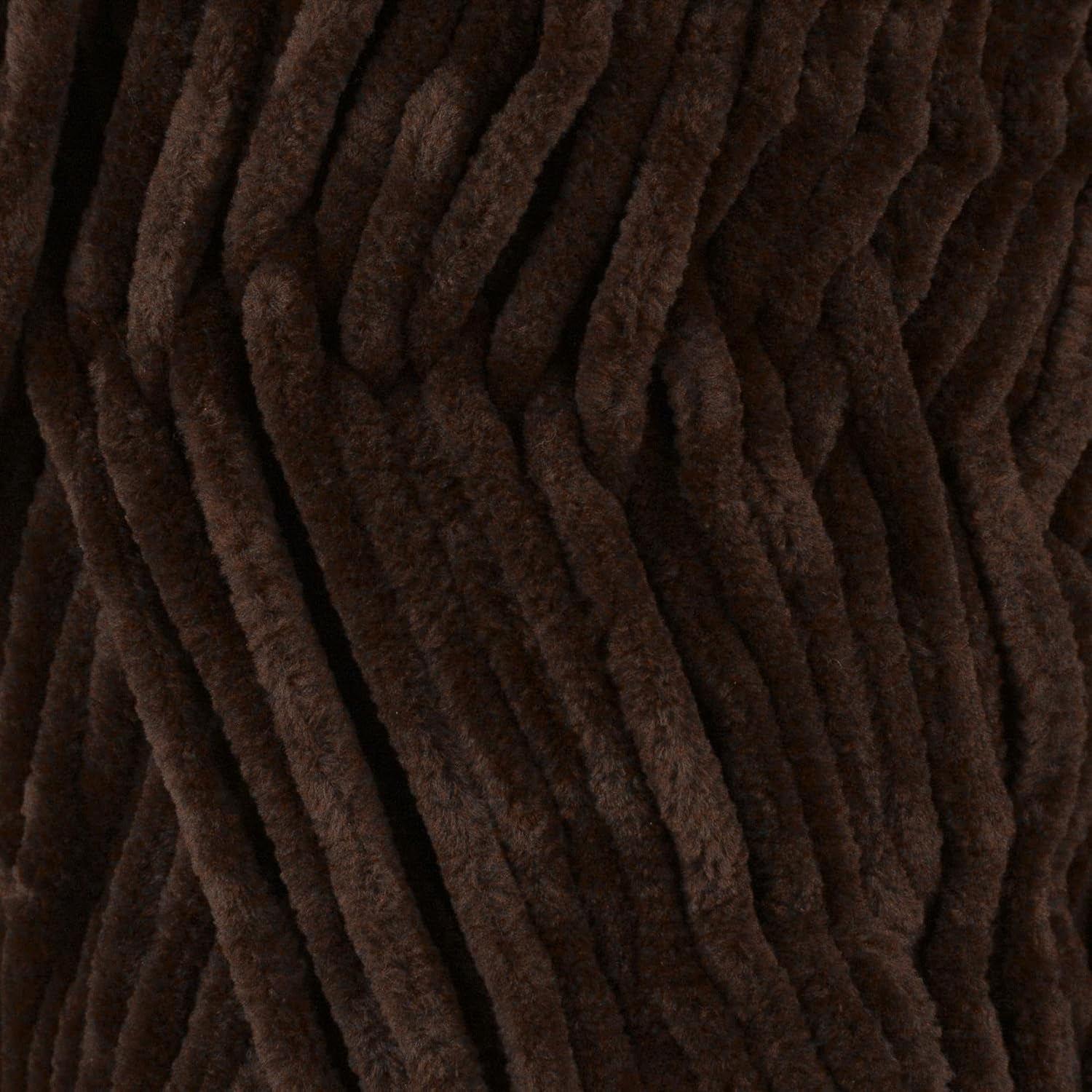Sensy Velvet Yarn for Crocheting, Baby Blanket Yarn, Chenille Yarn, Amigurumi Yarn, 3.5 oz, 132 Yards, Gauge 5 Bulky (Brown)