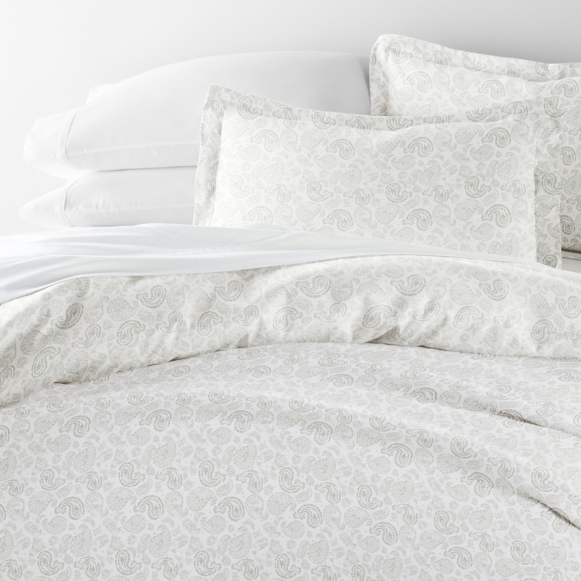 Noble Linens Light Gray Coarse Paisley Print Duvet Set 3-Piece Duvet Cover Set, Full/Queen
