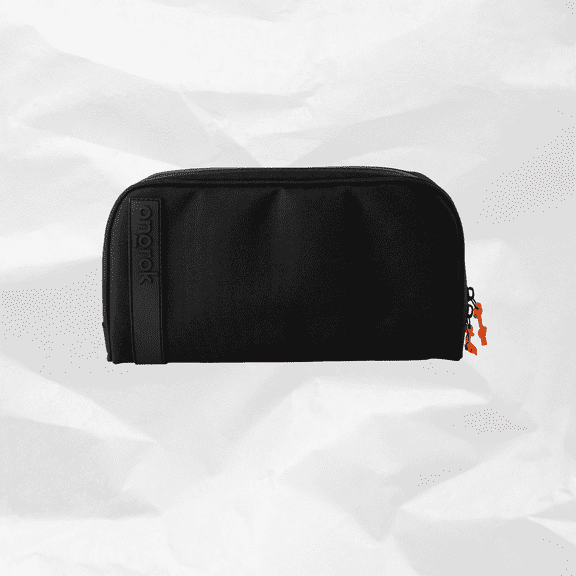 Carbon Fiber RFID Blocking Wallet with Combination Lock – Slim, Secure Travel Wallet for Men & Women