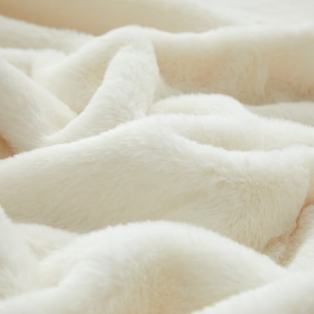 MAINSTAYS COZY FAUX FUR SUPER SOFT LUXURYBLANKET, FULL/QUEEN, VANILLA DREAM