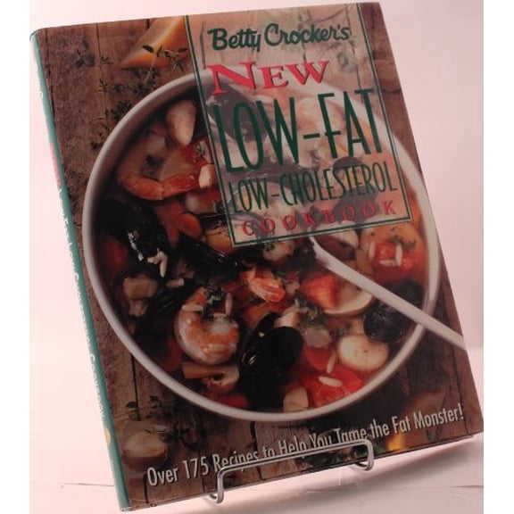 Pre-Owned Betty Crocker's New Low-Fat, Low-Cholesterol Cookbook (Hardcover) 0028603885 9780028603889