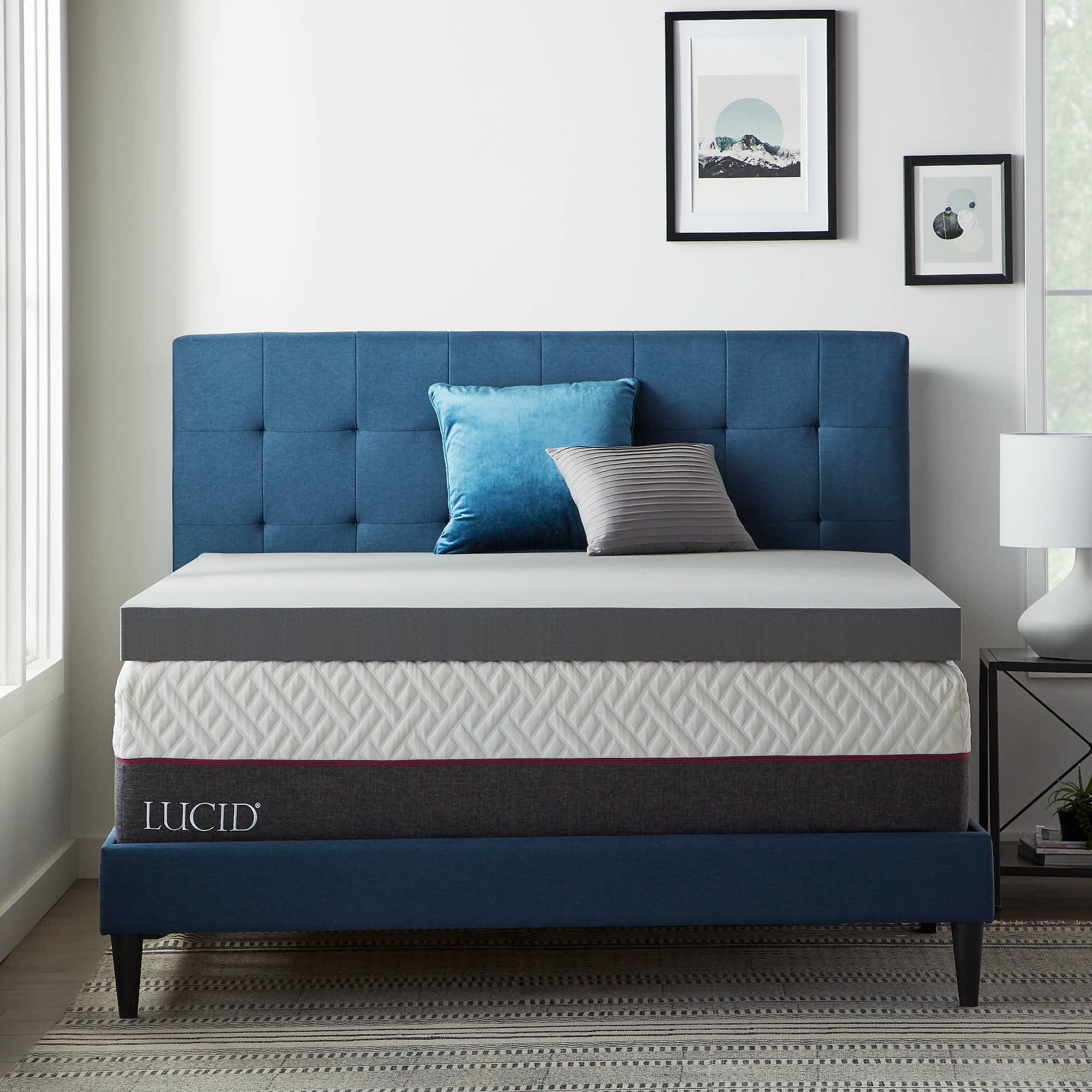 Memory foam mattress bobs