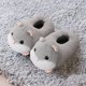 thumbnail image 5 of Divertidas pantuflas cálidas de acogedoras sin cordones con forma de animales para , el dormitorio, , las mujeres y los hombres 35-43 Gris Fernando pantuflas peludas, 5 of 8