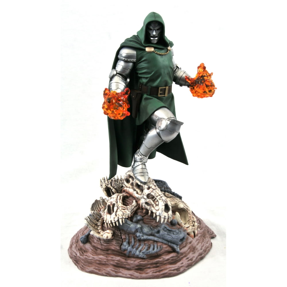 Marvel Gallery Statue Dr. Doom Walmart Exclusive 9Inch Collectible
