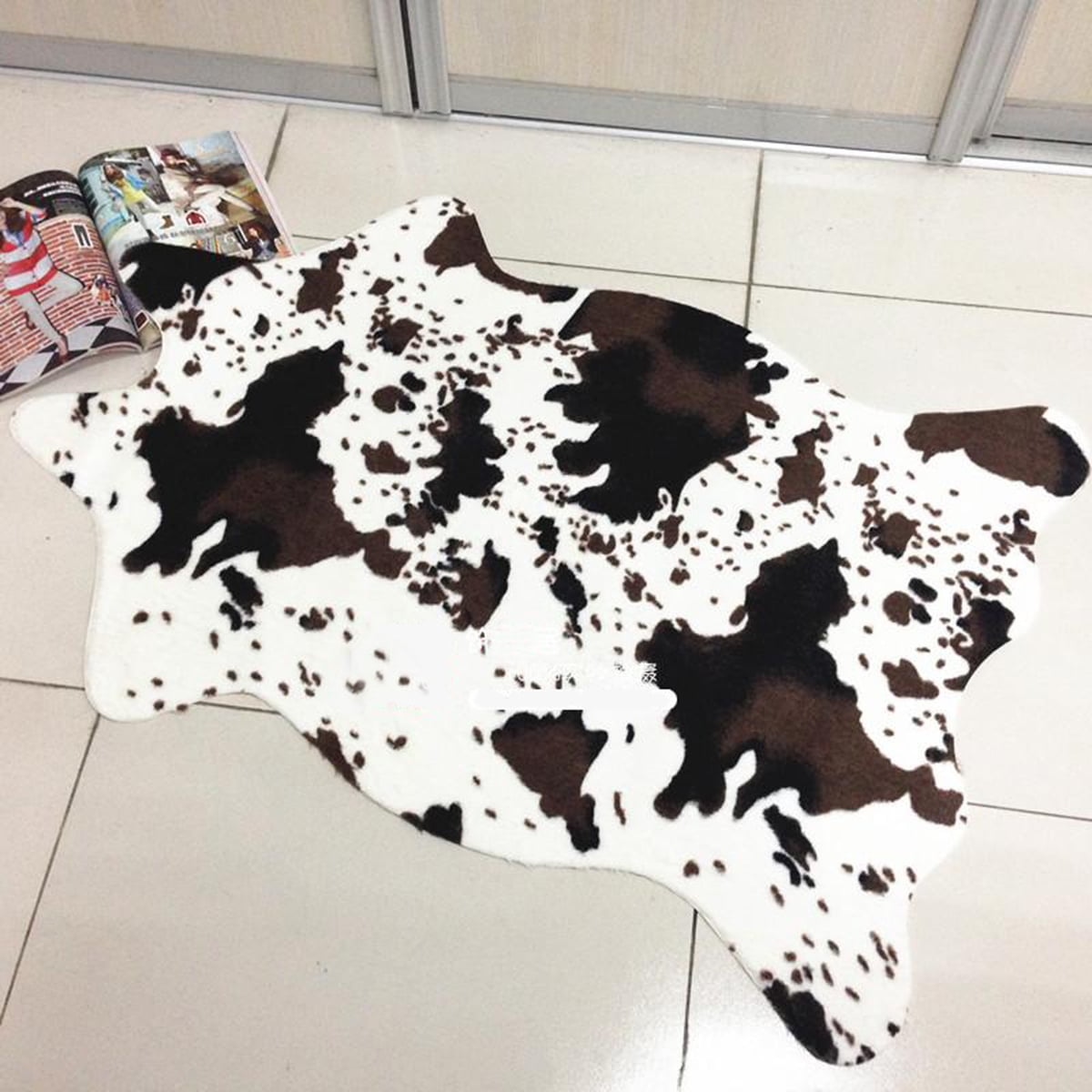 Faux Cowhide Rug 3.6x2.5 Ft, Cow Print Area Rug for a Western Decor