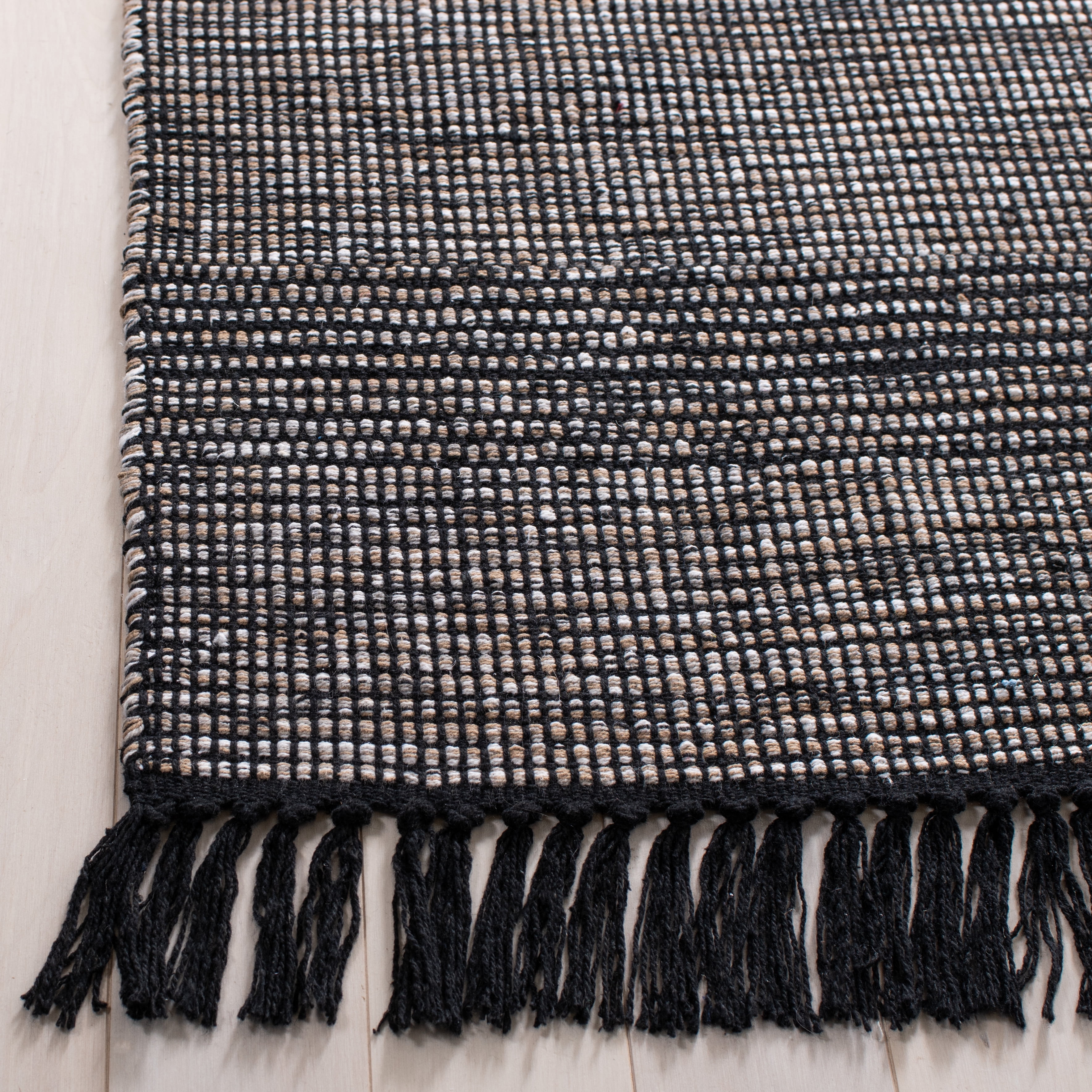 SAFAVIEH Montauk Kelsey Distressed Cotton Runner Rug, Beige/Ivory, 2'3" x 9'