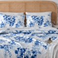 thumbnail image 1 of Great Bay Home Ensemble 2 Pcs pour Lit Simple Réversible, Couette Légère avec 1 Taie Décorative / Toutes Saisons, Moderne, Couvre-Lits à Fleurs / Ensembles de Courtepointes Florales Bleues / Collection de Courtepointes Jacqueline, 1 of 2